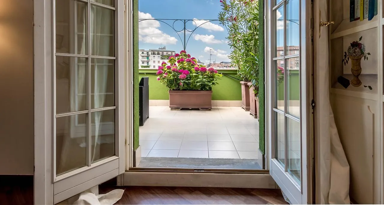 Altido The Lounge Balcony Apartment Milan
