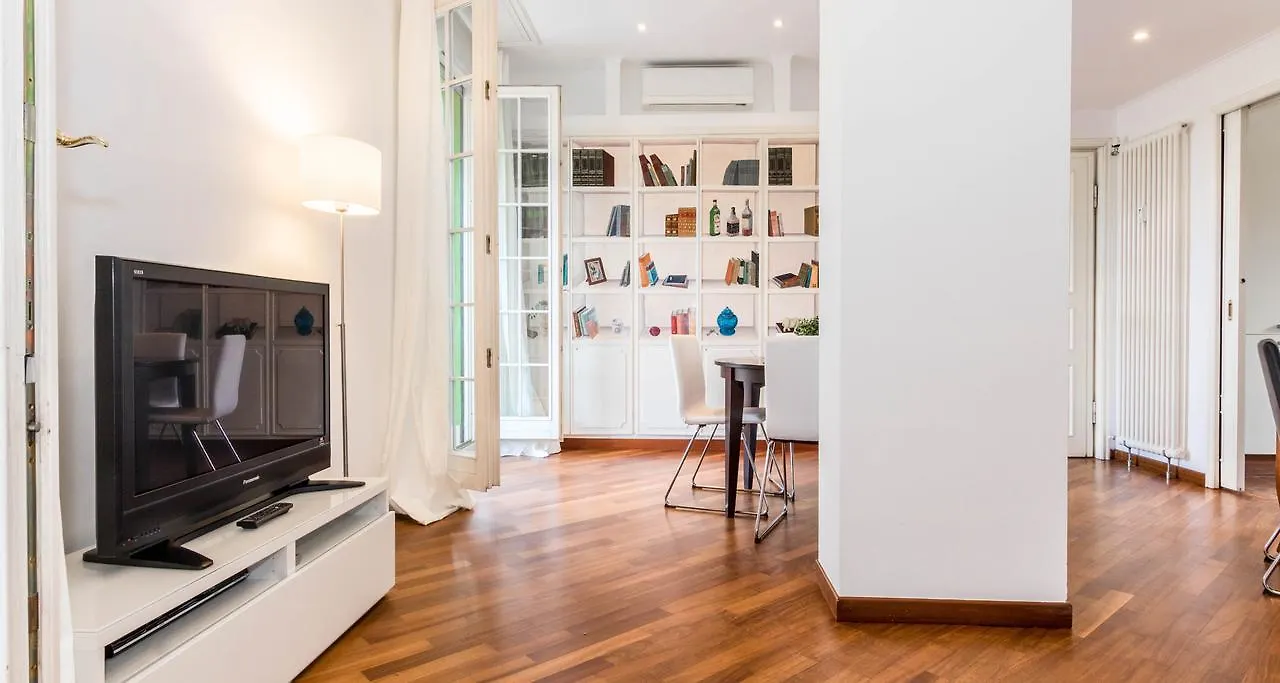 Altido The Lounge Balcony Apartment Milan