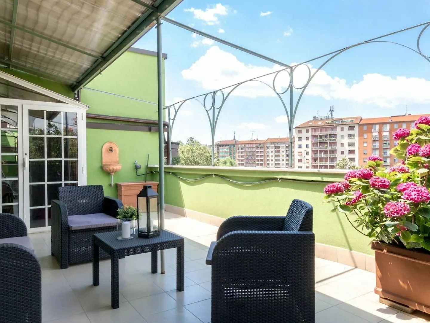 Altido The Lounge Balcony Apartment Milan