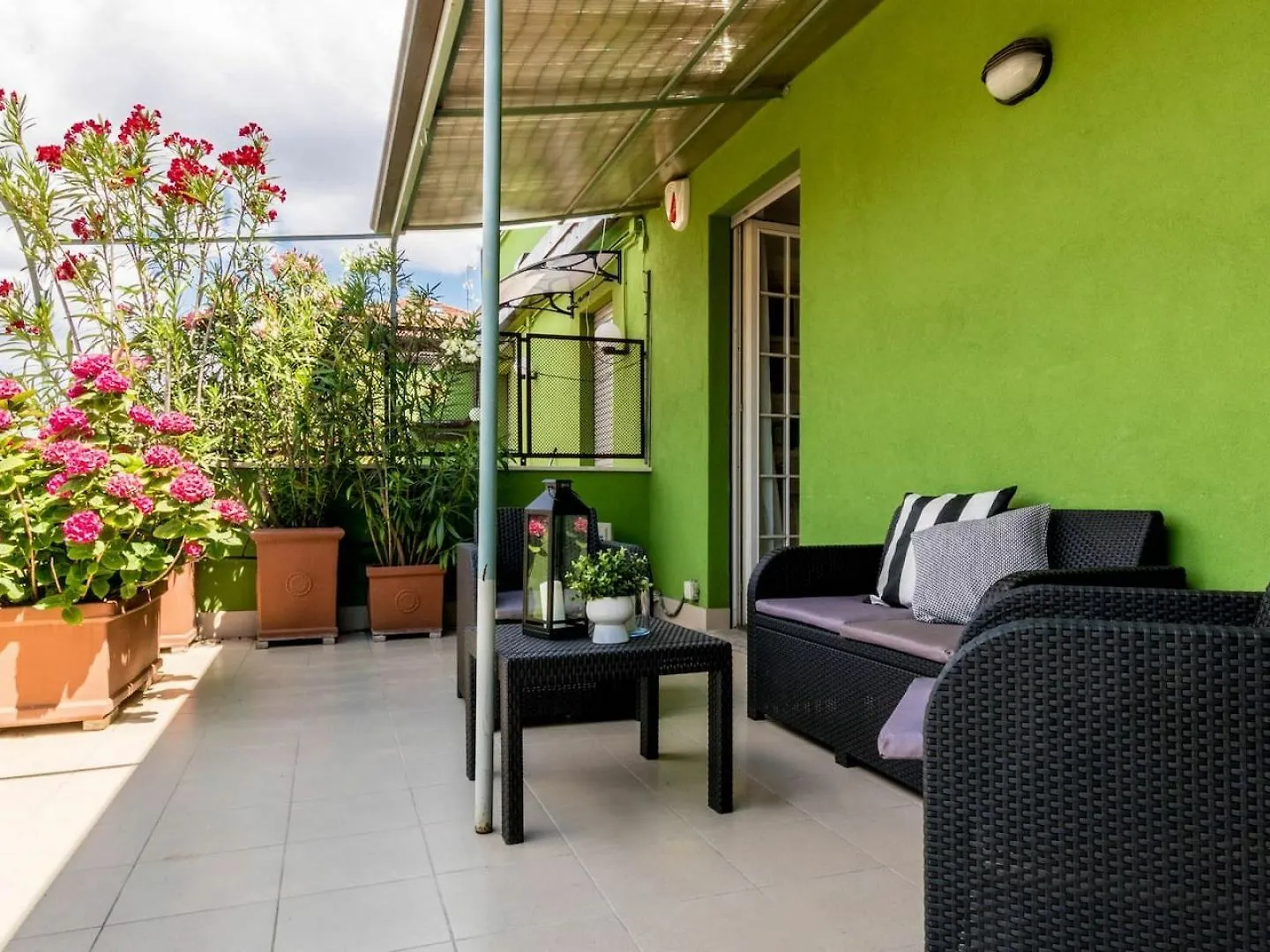 Altido The Lounge Balcony Apartment Milan Italy